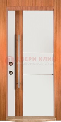 Белая входная дверь c МДФ панелью ЧД-09 в частный дом в Дедовске
