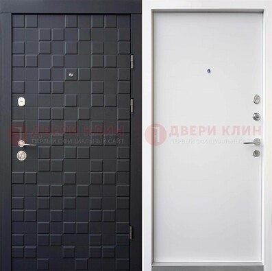 Темная входная дверь с белой МДФ внутри ДМ-222 в Дедовске