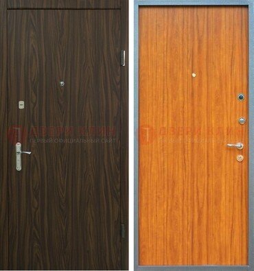 Коричневая одностворчатая стальная дверь с МДФ ДМ-341 в Красноармейске