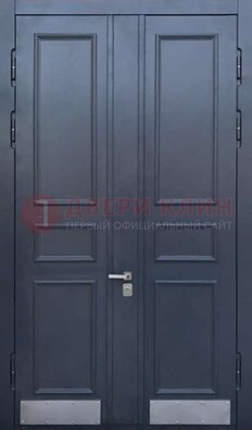 Черная двухстворчатая дверь для улицы с МДФ ДМ-535 в Дедовске
