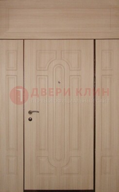 Светлая входная дверь для загородного дома с МДФ ДМ-537 в Дедовске