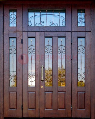 Парадная дверь с прямоугольными стеклянными вставками ДПР-5 для частного дома в Дедовске