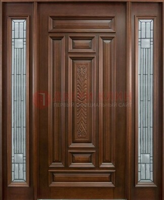 Парадная дверь с резьбой ДПР-70 в кирпичный дом в Дедовске