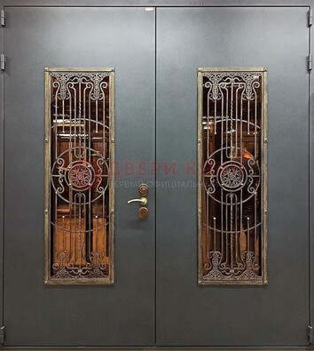 Входная металлическая парадная дверь со стеклом и ковкой ДПР-81 в Дедовске