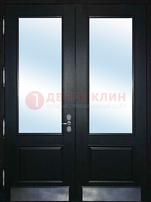 Черная двухстворчатая металлическая дверь со стеклом ДС-25 в Дедовске