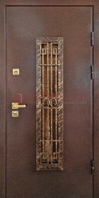 Металлическая дверь с порошковым напылением со стеклом и ковкой ДСК-110 в Дедовске