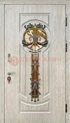 Светлая железная дверь со стеклом ковкой для коттеджа ДСК-134 в Дедовске