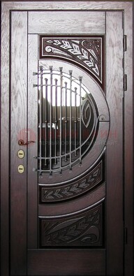 Одностворчатая входная дверь со стеклом и ковкой ДСК-21 в Дедовске