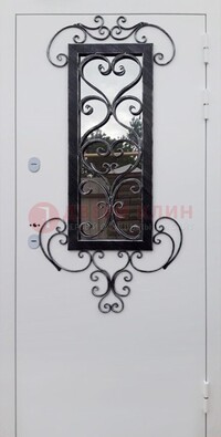 Белая уличная дверь Порошок со стеклом и ковкой ДСК-222 в Дедовске