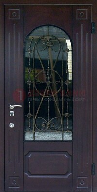 Стальная дверь со стеклом и ковкой ДСК-80 в загородный дом в Дедовске