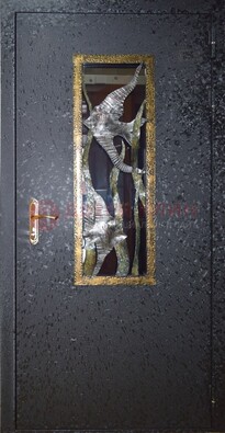 Металлическая дверь со стеклом и ковкой ДСК-82 для крыльца в Дедовске