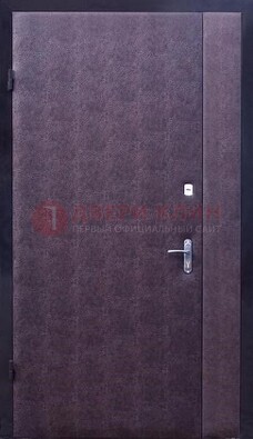 Бордовая металлическая тамбурная дверь ДТМ-3 в Ростове-На-Дону