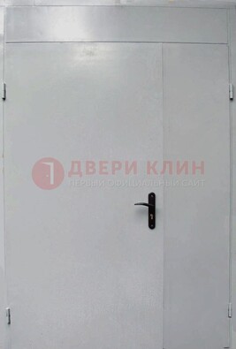Белая металлическая тамбурная дверь ДТМ-5 в Дедовске